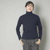 TUTIE./コットンカシミヤフライスタートルネックプルオーバー